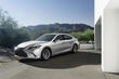 Lexus ES: översikt av en sedan i businessklass foto 3