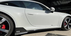 Porsche 911 (992) 2018– Sidokjolar foto 1