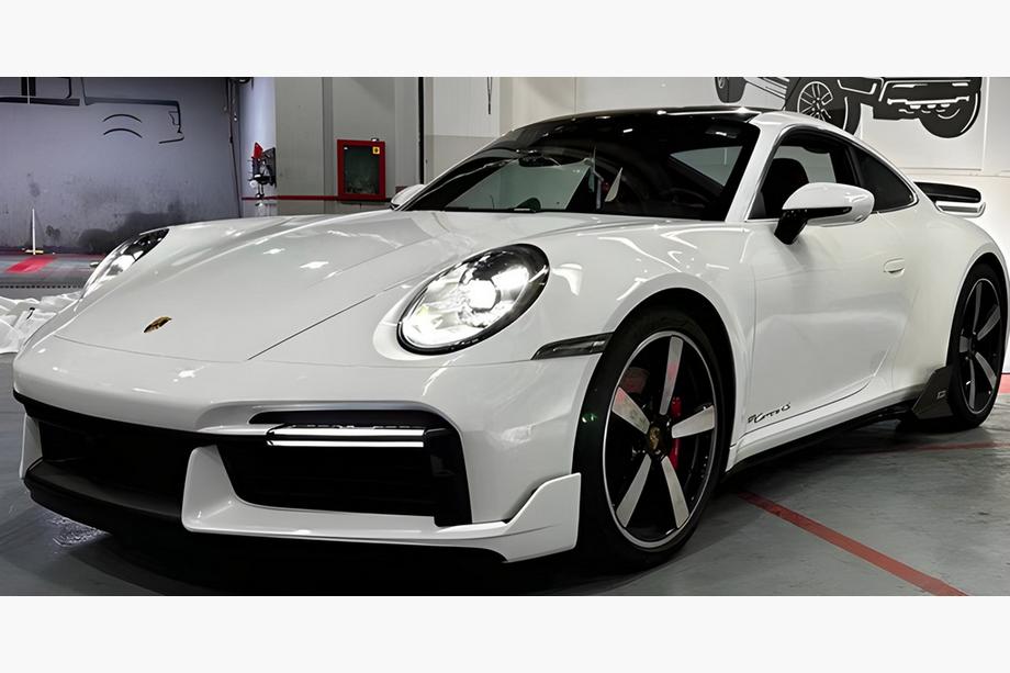 Porsche 911 (992) 2018– Karosskit för Turbo S Image