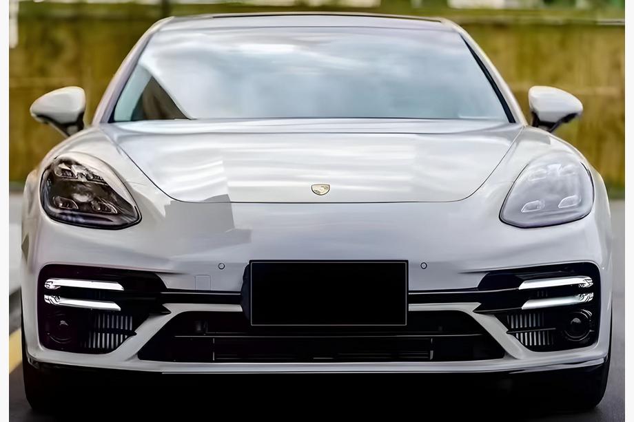 Porsche Panamera 2016–2023 Främre stötfångare i Turbo S-stil Image