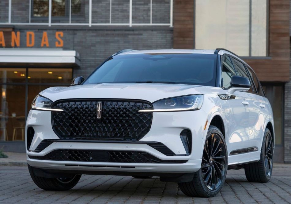 Uppdaterade Lincoln Aviator: specifikationer, utrustningsnivåer och design