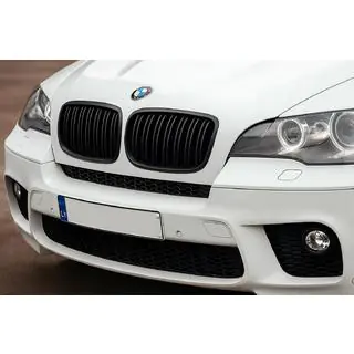 BMW njurgrillar M-Look V2 (svart blank) foto 1
