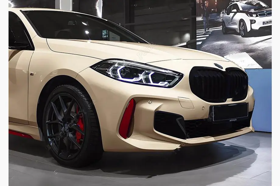 BMW 1-serien F40 2019–2024 M-Look njurgrillar (matt svart) Image