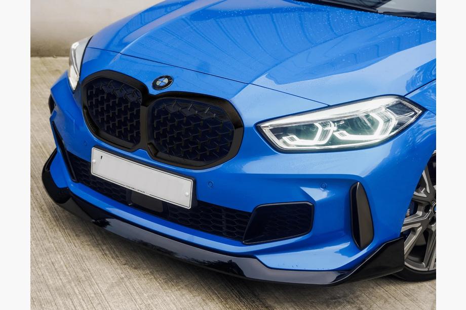 BMW 1-serien F40 2019–2024 Njurgaller Diamond Black (1 st) Image