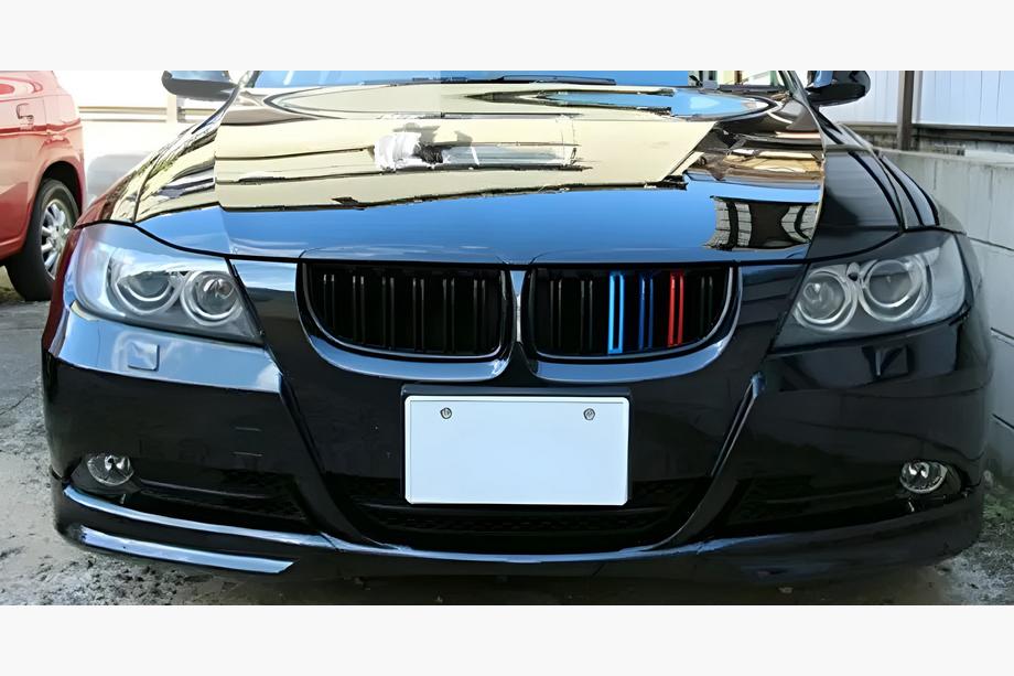 BMW 3-serie E90/E91 2005–2011 Njurgaller M-look (för E-90/91 2005-2008, M-Color) Image