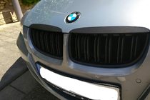 BMW 3-serie E90/E91 2005–2011 Njurgaller M-Look (för E-90/91 2005-2008, matt svart) foto 1
