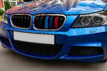 BMW 3-serie E90/E91 2005–2011 M-Look njurgaller (för E-90/91 2008-2011, M-Color med kromlist) foto 1