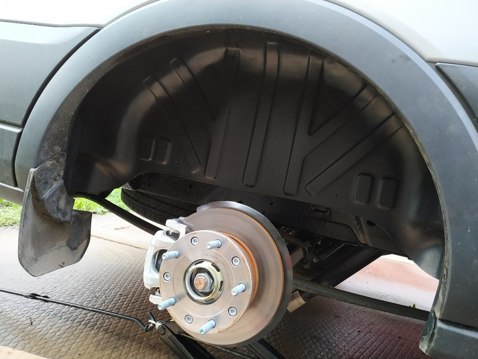 Varför behöver bilen innerskärmar?