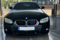 BMW 3-serien E92/E93 2006–2013 Njurgaller M-Look (för 2010-2013, M-Color med kromlist) foto 1