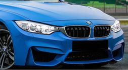 BMW 3-serien F30/F31 2012–2019 M-Look njurgaller (svart högglans med kromkant) foto 1