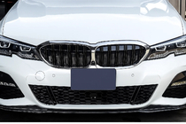BMW 3-serien G20/G21 2018– Njurgaller M-Look V2 (2018-2022, svart högglans med kromlist) foto 1