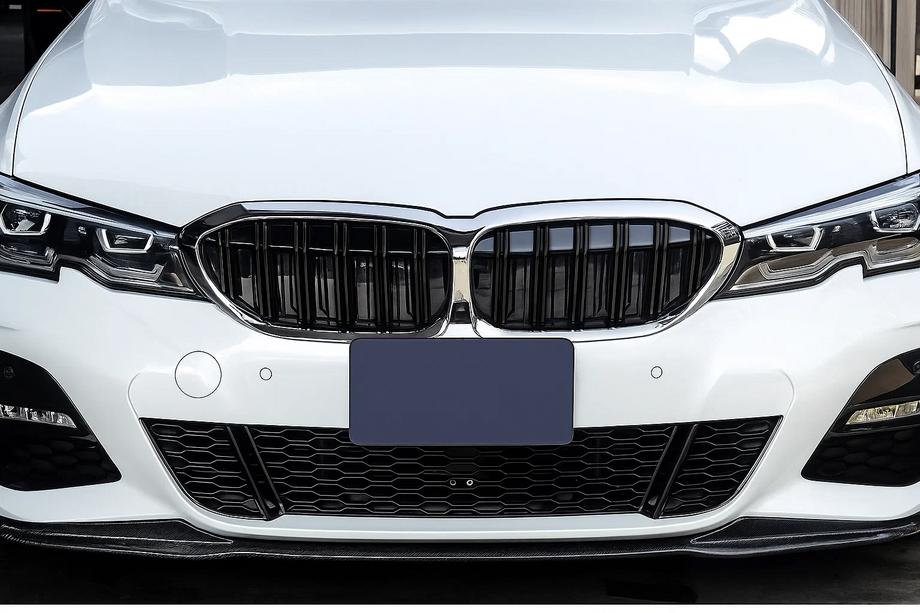 BMW 3-serien G20/G21 2018– Njurgaller M-Look V2 (2018-2022, svart högglans med kromlist) Image