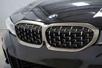 BMW 3-serien G20/G21 2018– Njurgaller Diamond Silver (2018-2022, matt kromkant) foto 3