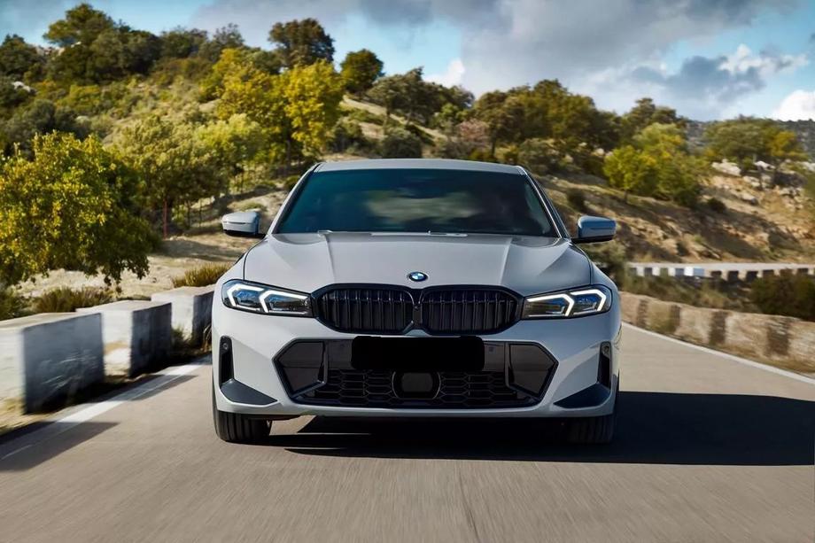 BMW 3-serien G20/G21 2018– Njurgaller 1 Bar (2022+, svart högglans) Image