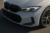 BMW 3-serien G20/G21 2018– Njurgrill 1 Bar (2022+, matt svart) foto 1