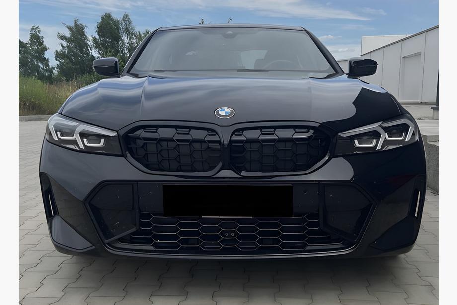 BMW 3-serien G20/G21 2018– Njurgaller Diamond Black (2022+, svart kant) Image