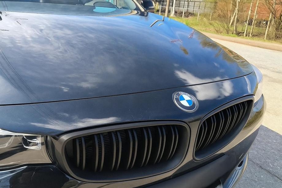BMW 3-serie F34 2013–2020 M-Look njurgrillar (matt svart) Image