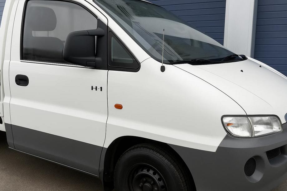 Hyundai H200, H1, Starex 1998–2007 Fönsterlister (2 st, rostfritt) Image