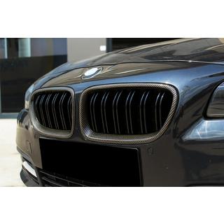 M-Look njurgrill (blank svart med carbon hydroprint) BMW 5-serien F10/F11 2010–2016 foto 1