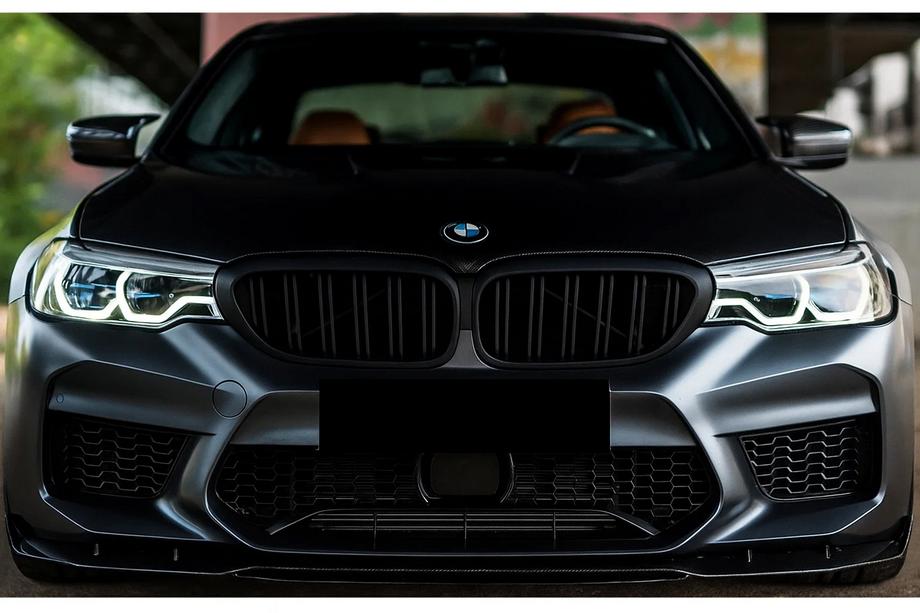 BMW 5-serien G30/G31 2017–2023 M-Look njurgrill (2017-2020, matt svart) Image