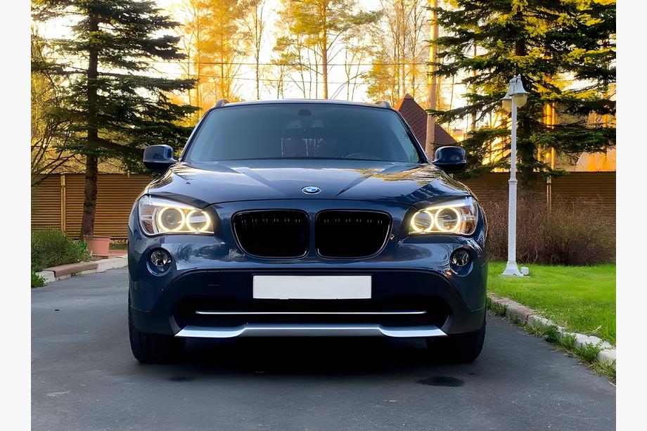BMW X1 E84 2009–2015 Njurgaller M-Look (svart högglans) Image