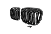 BMW X1 F48 2015–2022 M-Look njurgrill (2015-2019, blank svart) foto 4