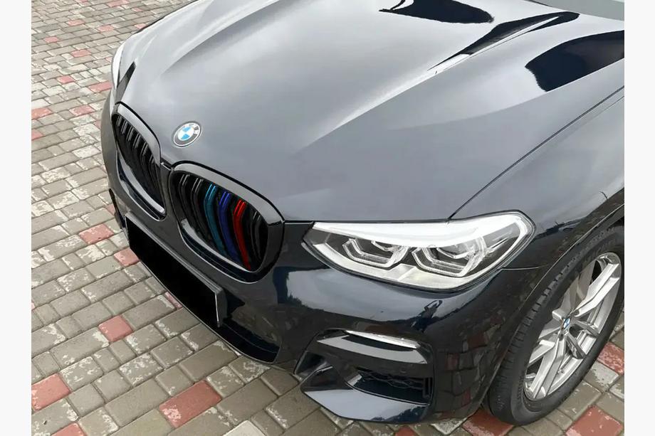 BMW X4 G02 2018– Njurgrillar M-Look (2018-2021, M-Color) Image
