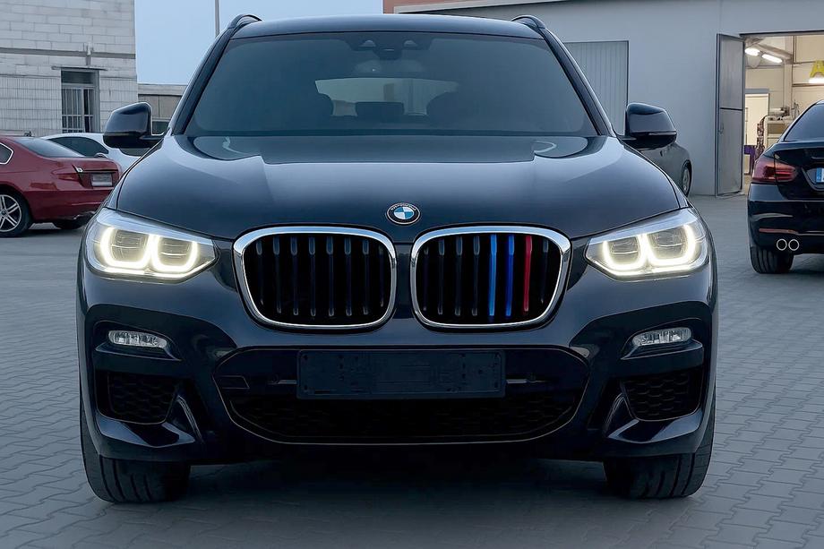 BMW X3 G01 2018– Njuregrill 1 Bar (2018-2021, M-Color med kromlist) Image