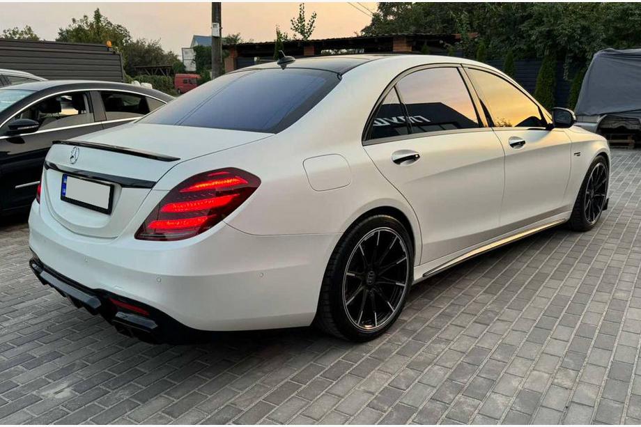 Mercedes S-class W222 2013–2022 Bakre diffuser BRB (för lackering, 2018+) Image