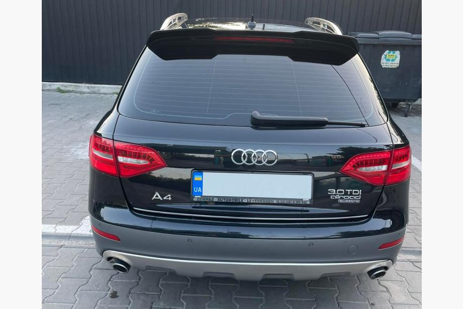 Audi A4 B8 2007–2015 Spoiler DPT V2 (Avant, högglanssvart) Image
