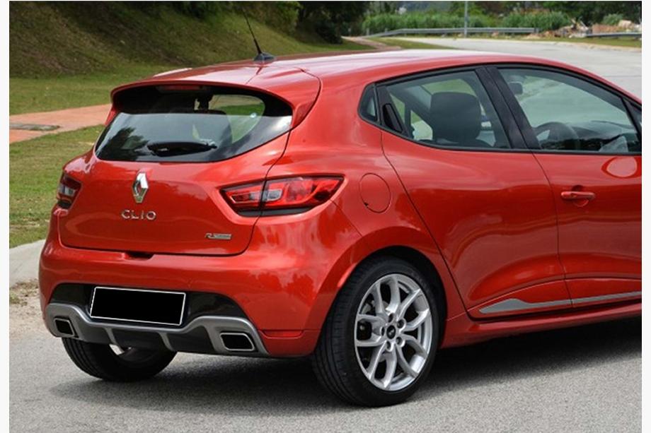 Renault Clio IV 2012–2019 DPT bakre diffuser (för RS, lackeringsbar) Foto 2