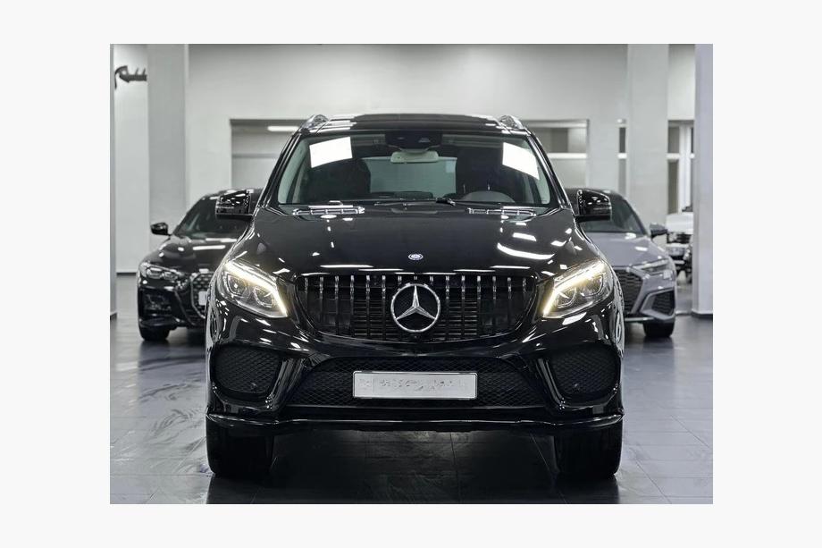 Mercedes GLE/ML class W166 2011–2018 Frontgrill GT Panamericana Black (för GLE) Image