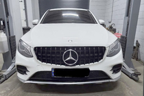 Mercedes GLC Coupé C253 2016–2023 Frontgrill GT Panamericana Black (för 2015-2019) foto 3
