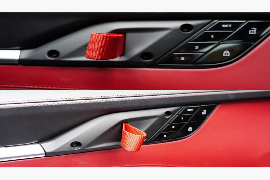 Porsche 911 (992) 2018– Invändiga handtag GT3 (set) Image