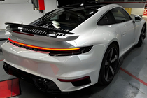 Porsche 911 (992) 2018– Baklyktor (röktonade svarta) foto 1