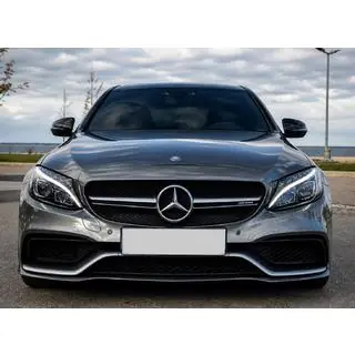 Komplett främre stötfångare (AMG C63-designs 2014-2018)