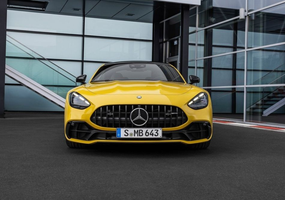 Test av Mercedes-AMG GT Coupé: sportig kraft och elegans