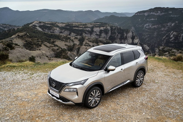 Nissan X-Trail e-Power (T33): test av hybridcrossovern