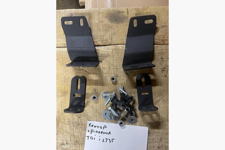 Mercedes Sprinter W901/902/903/904/905 1995–2006 Monteringssats för bullbar (TDI/LT35) Image