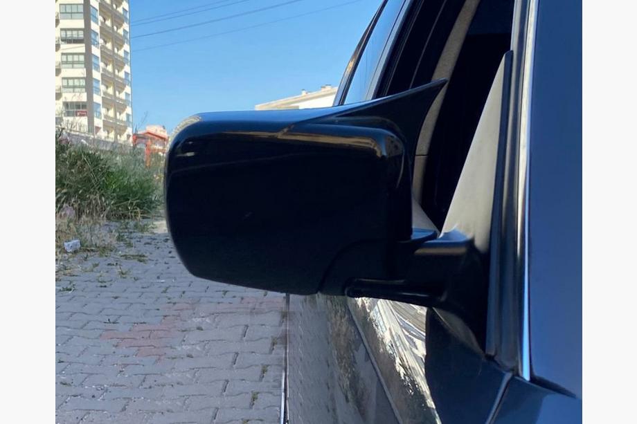 BMW 5-serie E39 1996–2003 Spegelskåpor M-Look (2 st) Foto 6