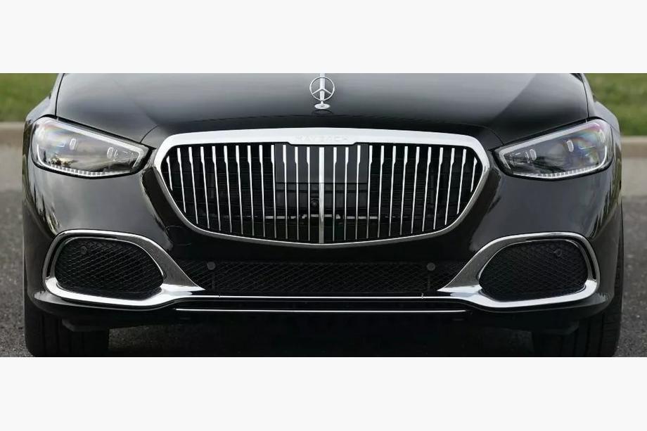 Mercedes S-class W223 2020– Maybach frontgrill Image
