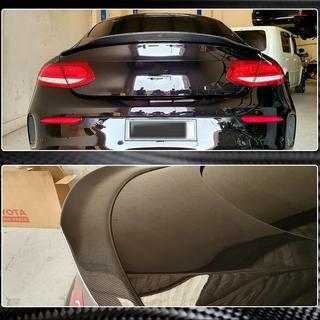 Spoiler V4 (för coupé 2015-2019, kolfiber) foto 3