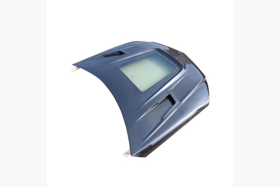 Mercedes C-klass W204 2007–2015 Motorhuv 2008-2011 (Kolfiber) Image