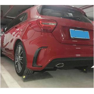 Kolfiberlister för bakre stötfångare (för A45 AMG HB 2013-2015) foto 2