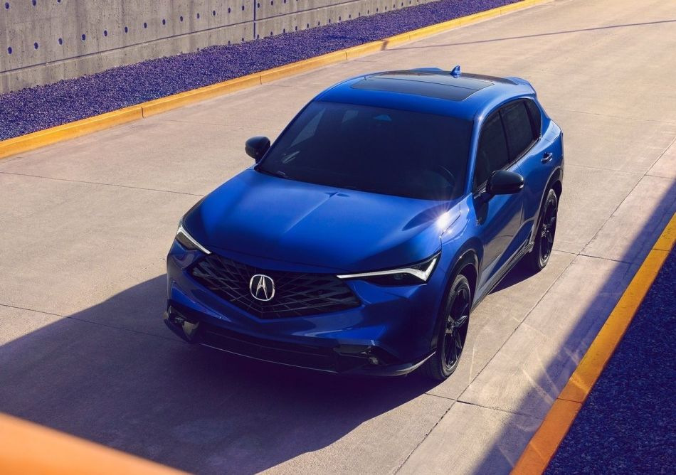 Test av Acura ADX 2025: Ny spelare i klassen kompakta SUV:ar
