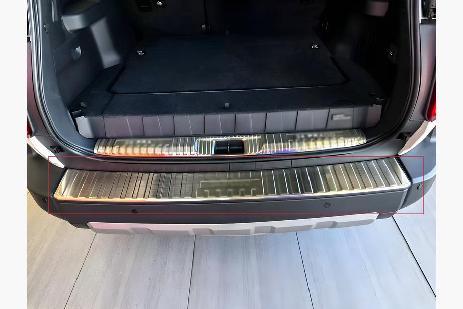 Toyota Land Cruiser Prado 250 2023– Kromlist till bakre stötfångare Foto 1