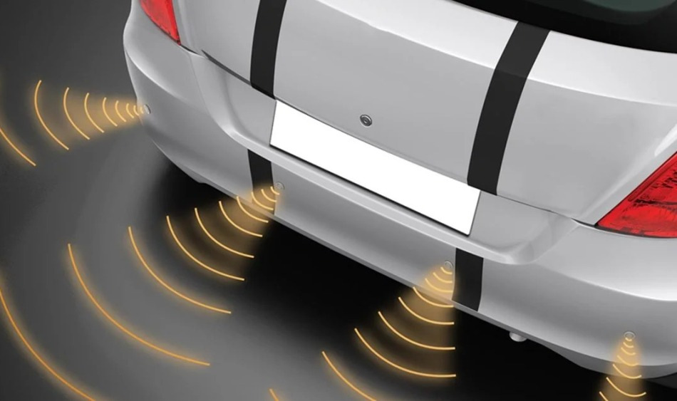 Vad är en parkeringssensor i bilen och hur fungerar den?