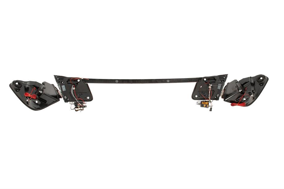 BMW 7-serien F01/F02 2008–2015 Facelift-kit för G12 M760 (utan byte av bagagelucka och bakskärmar) Foto 68