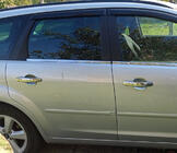 Ford Focus II 2008–2011 Skydd under dörrhandtag (4 st, plast) foto 3