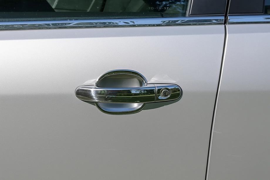 Ford Focus II 2008–2011 Skydd under dörrhandtag (4 st, plast) Image
